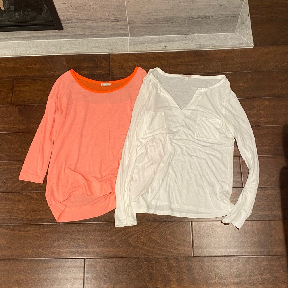 Gap womens light weight shirt bundle